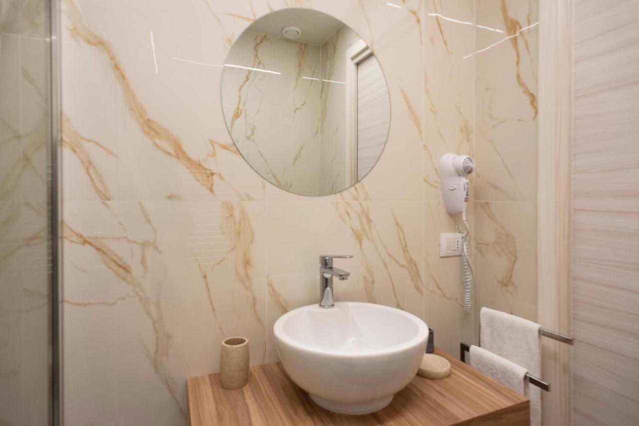 Toledo3 Hotel Naples Luaran gambar